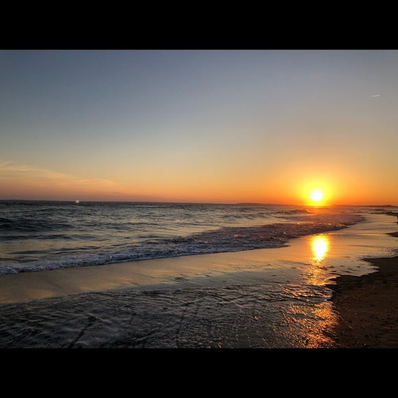 Meet your Posher, Lori - Picture 2 of 2